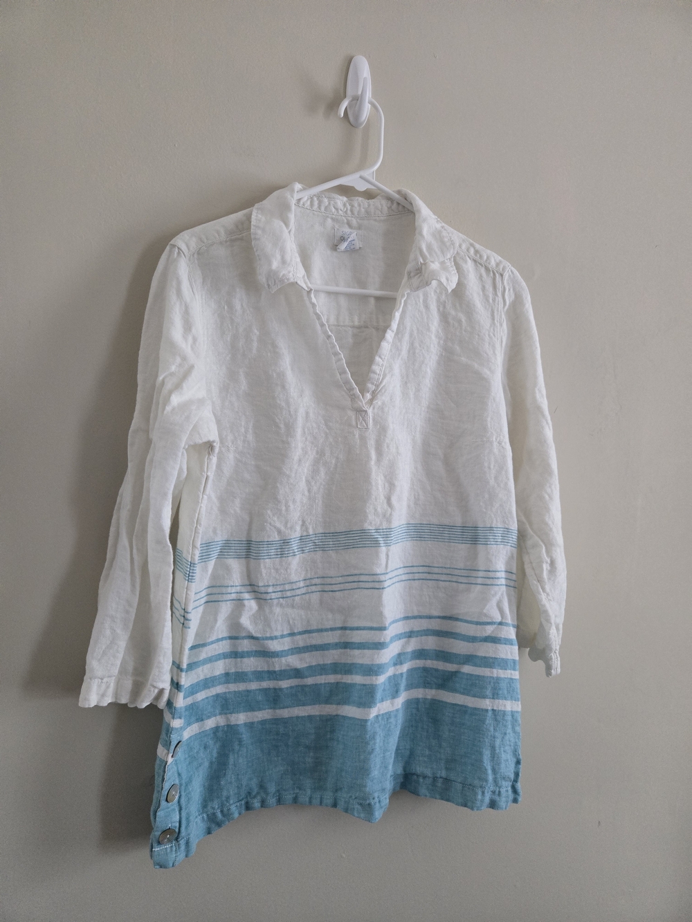 100% LINEN Sigrid Olsen Blouse, Mother Of Pearl Button Detail